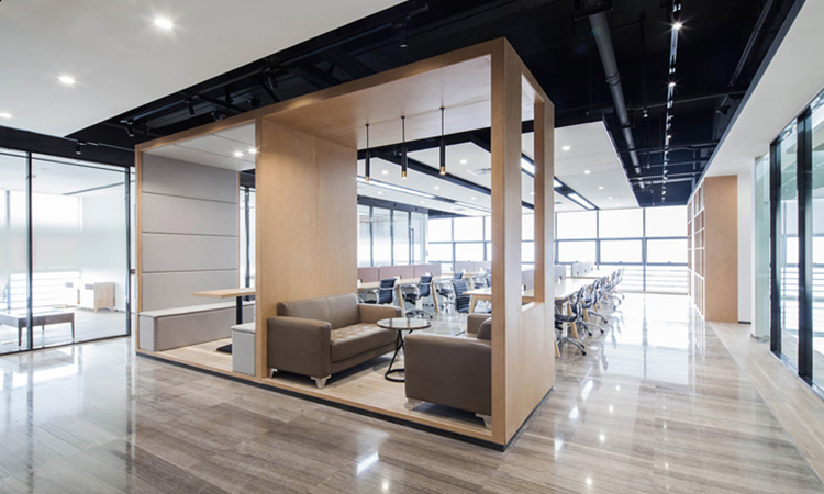 上海原木風(fēng)辦公室裝修竣工效果 上海原木風(fēng)辦公室裝修竣工效果